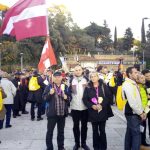 Trūcīgie pēc tikšanās ar pāvestu iespaidu pilni