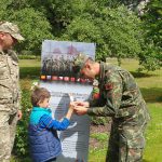 NATO miera misijas vizīte jaunajā dienas aprūpes centrā