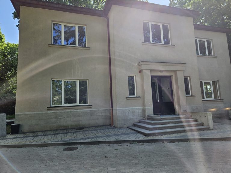 Caritas Latvija Jauniešu centrs uzsāk darbu renovētajās telpās